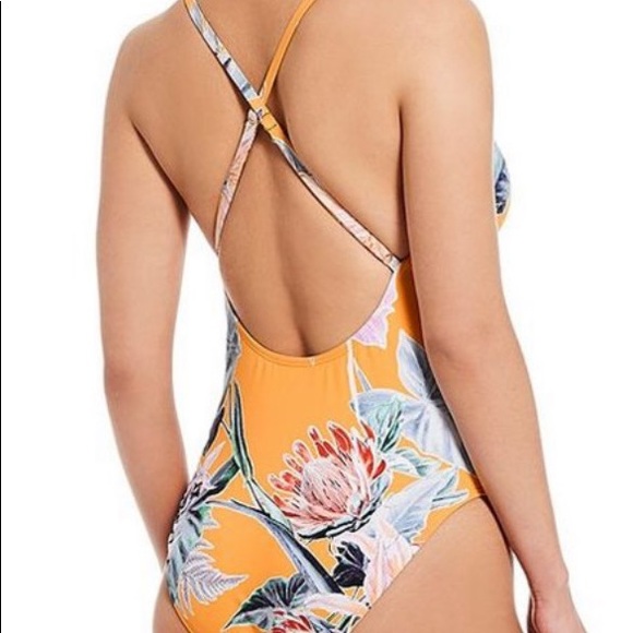 Gibson Latimer Other - Gibson & Latimer Sunroom Blossom